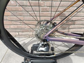 Brugt Giant Defy Advanced Pro 1 2025 2025 Road & Gravel — billede 15 af 19