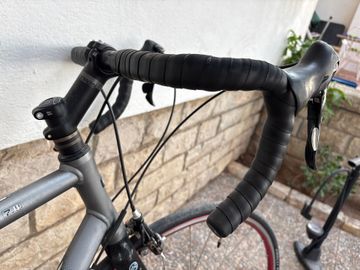 Used DECATHLON Custom Shimano 105 2012 Road & Gravel, Light Gray — image 9 of 11