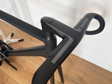 Used Canyon Ultimate CF Evo 10.0 LTD 2019 Frameset 2019 Road & Gravel, Black — image 6 of 8