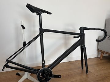 Used Canyon Ultimate CF Evo 10.0 LTD 2019 Frameset 2019 Road & Gravel, Black — image 2 of 8