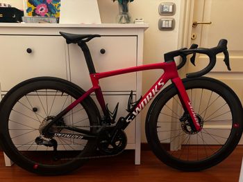 Used Specialized Tarmac Shimano Ultegra Di2 2024 Road & Gravel