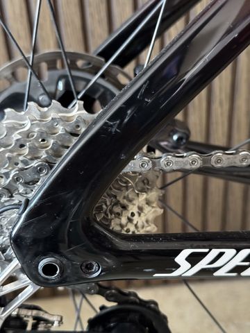 Used Specialized Tarmac Shimano Ultegra Di2 2024 Road & Gravel, Red — image 12 of 12