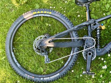 Used Pivot Phoenix SRAM GX 2025 Mountainbike, Black — image 6 of 7