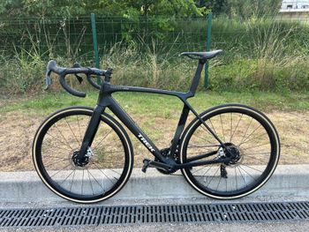 Used Trek Madone SLR 9 AXS Gen 8 2025 2025 Road & Gravel