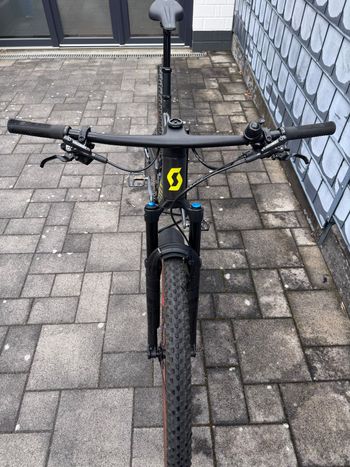 Scott Spark RC Team Issue 2023 2023 Mountainbike usato, Nero — immagine 10 di 12