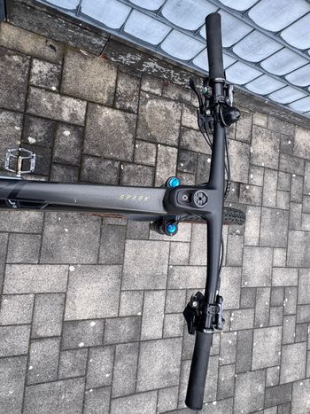 Scott Spark RC Team Issue 2023 2023 Mountainbike usato, Nero — immagine 9 di 12
