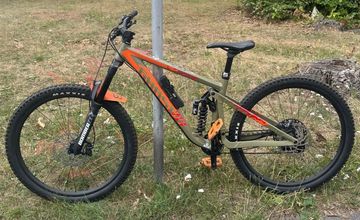 Brugt Ghost RIOT EN Universal 2021 2021 Mountainbike — billede 2 af 3