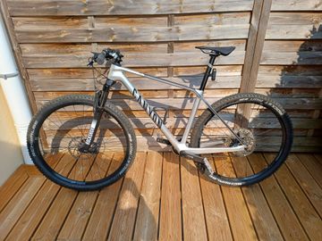 Used Canyon Exceed CF 5 2024 2024 Mountainbike, Light Gray, 29 — image 2 of 11