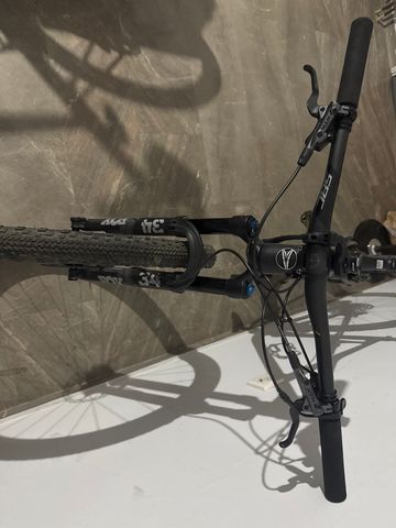 Brugt Silverback Stratos CF SBC 2023 2023 Mountainbike — billede 5 af 7