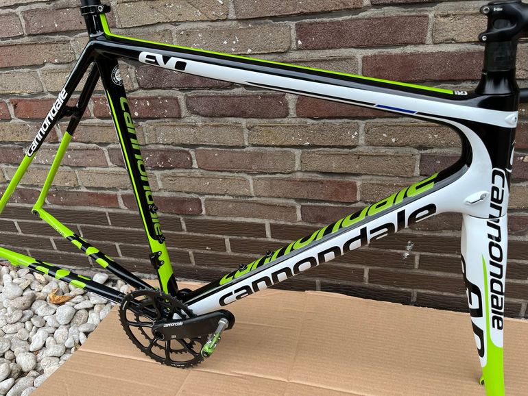 Used Cannondale SuperSix EVO Frameset 2014 Road & Gravel, Green — image 2 of 15