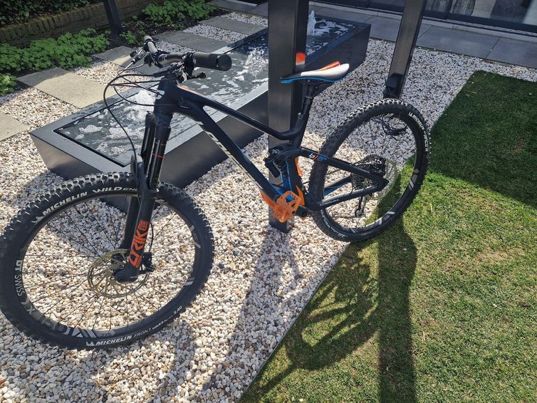 Tweedehands Lapierre SPICY TEAM 2019 2019 Mountainbike — afbeelding 2 van 6