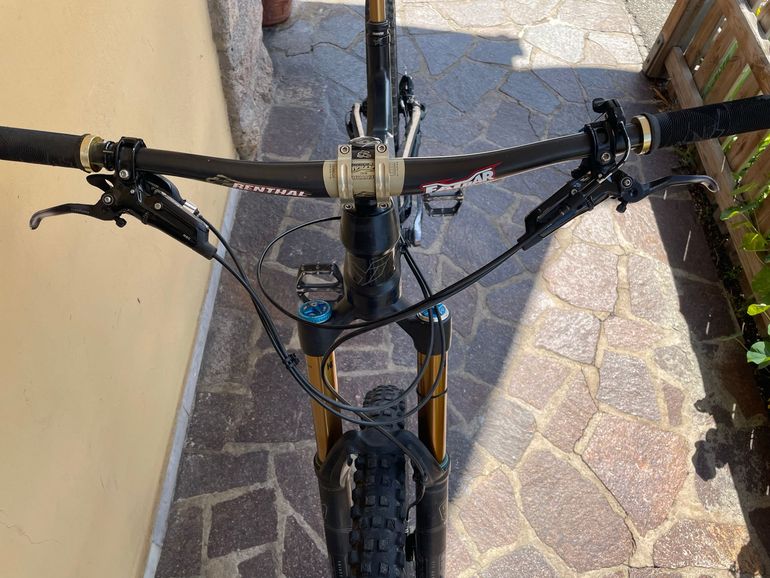Used YT Industries Capra SRAM GX 2016 Mountainbike, Black, 27.5 (650B) — image 11 of 15
