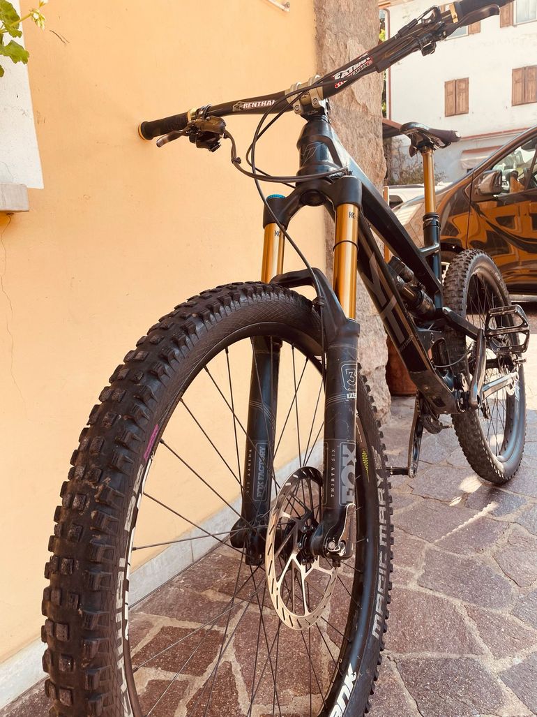 Used YT Industries Capra SRAM GX 2016 Mountainbike, Black, 27.5 (650B) — image 2 of 15