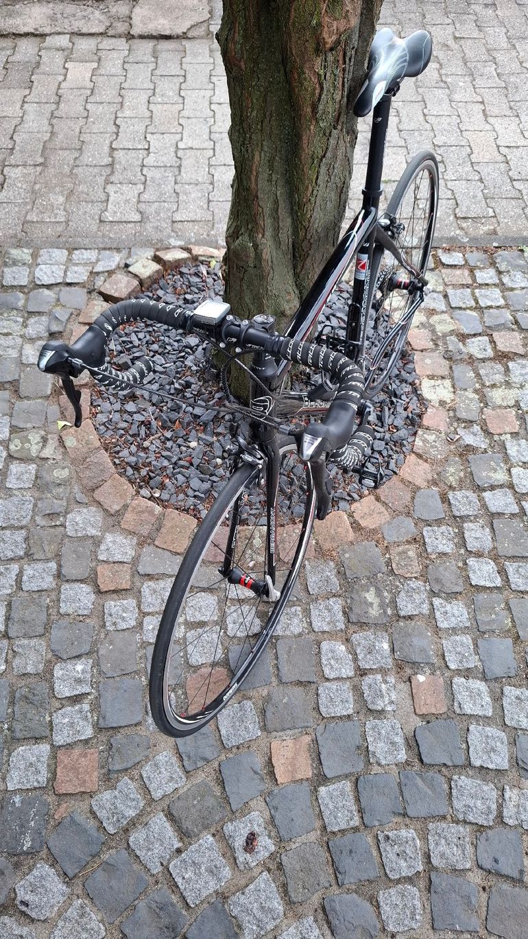 Used Bergamont Custom Shimano 105 2009 Road & Gravel, Black — image 4 of 8