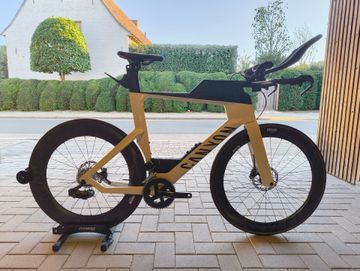 Tweedehands Canyon Speedmax CF 7 Disc eTap 2022 2022 Road & Gravel — afbeelding 2 van 11