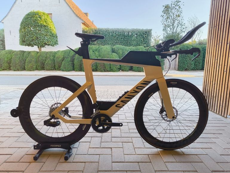 Gebrauchtes Canyon Speedmax CF 7 Disc eTap 2022 2022 Road & Gravel, Weiß — Bild 2 von 11
