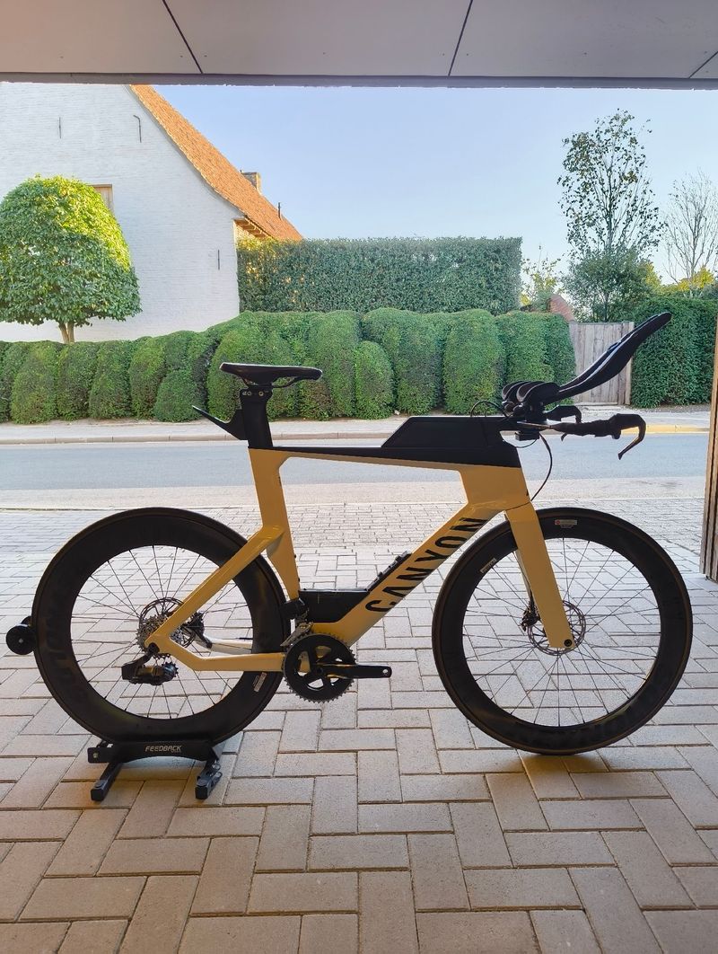 Canyon Speedmax CF 7 Disc eTap 2022 2022 Road & Gravel usato