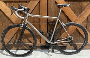 Used Litespeed Ultimate — Dura-Ace/Ultegra Di2 2022 2022 Road & Gravel