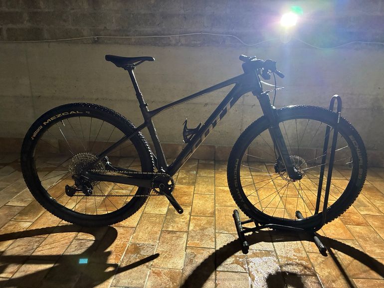 Brugt Scott Scale RC Team 2024 2024 Mountainbike — billede 9 af 9