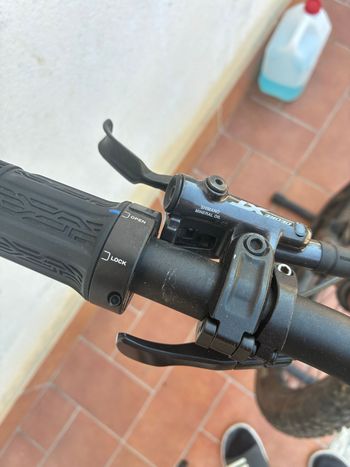 Used Scott Scale RC Team 2024 2024 Mountainbike, Black, 29 — image 8 of 12