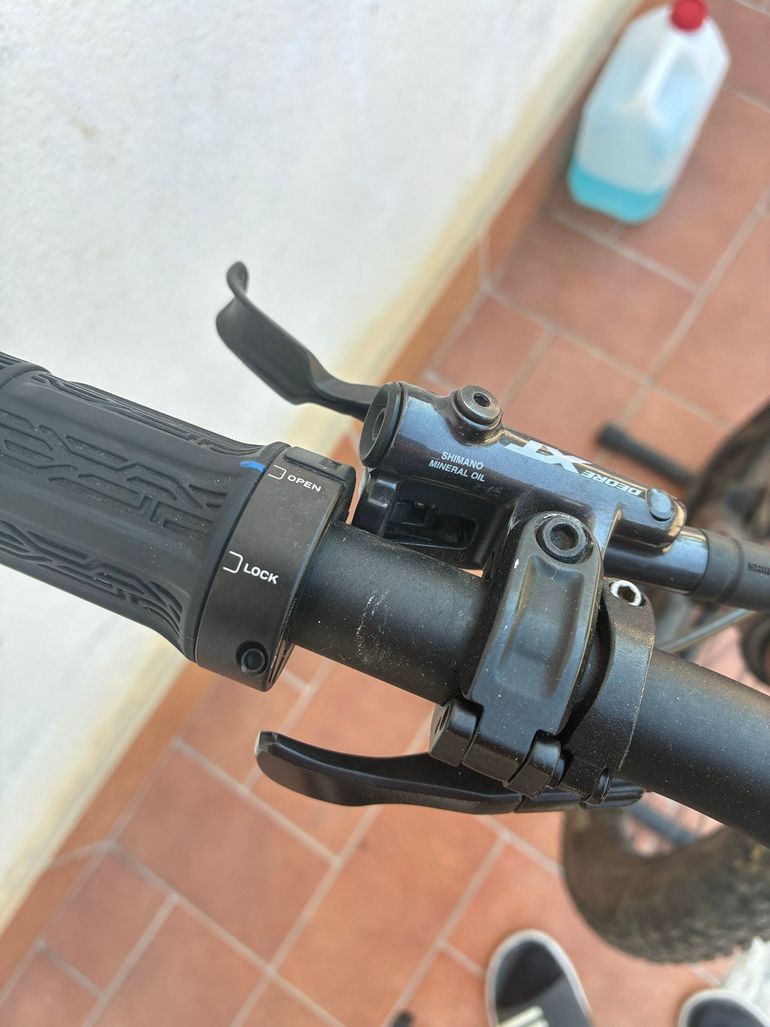 Used Scott Scale RC Team 2024 2024 Mountainbike, Black, 29 — image 8 of 12