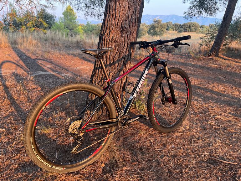 Trek Superfly 5 2017 2017 Mountainbike de segunda mano, Negro — imagen 7 de 8