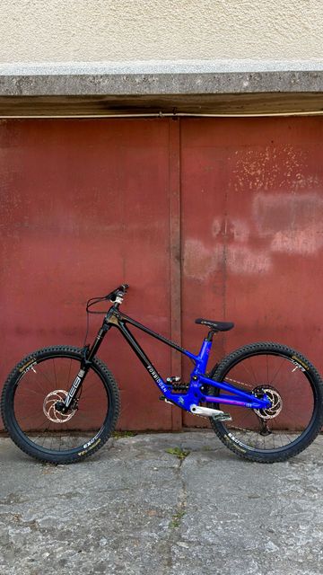 Używany Forbidden Dreadnought SRAM GX Eagle 2022 MTB