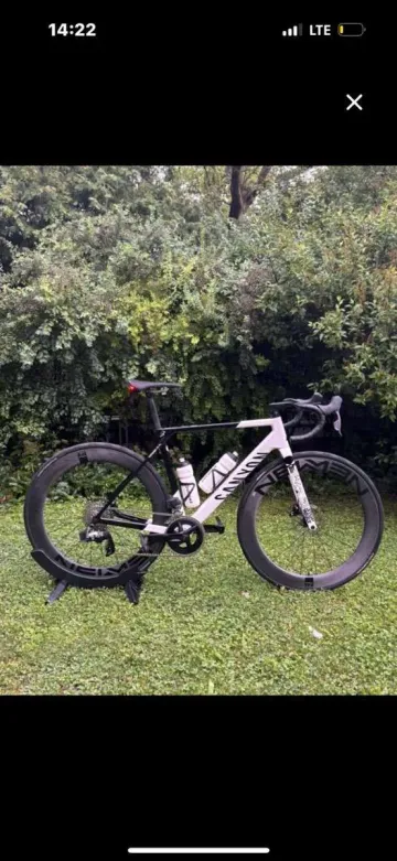 Brugt Canyon Ultimate CF SL 7 AXS 2024 2024 Road & Gravel