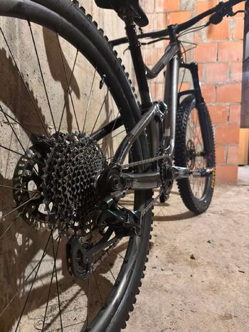 Giant Trance SRAM GX Eagle 2022 Mountainbike d'occasion — image 3 sur 12