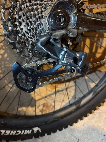 Giant Trance SRAM GX 2022 Mountainbike de segunda mano, Negro — imagen 9 de 12