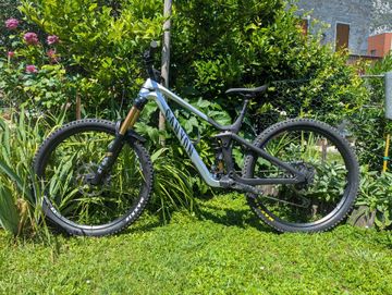 Tweedehands Canyon Strive CFR 2022 2022 Mountainbike — afbeelding 7 van 7