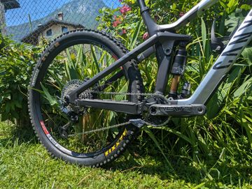 Tweedehands Canyon Strive CFR 2022 2022 Mountainbike — afbeelding 2 van 7