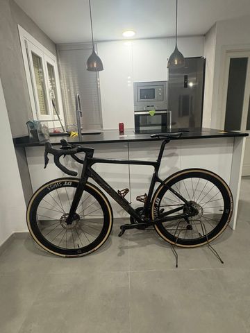 Orbea m30 Custom Shimano Ultegra Di2 2024 Road & Gravel usato