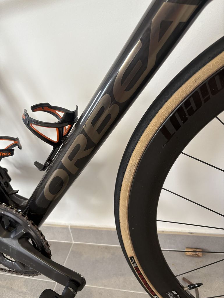 Used Orbea m30 Custom Shimano Ultegra Di2 2024 Road & Gravel, Black — image 8 of 12
