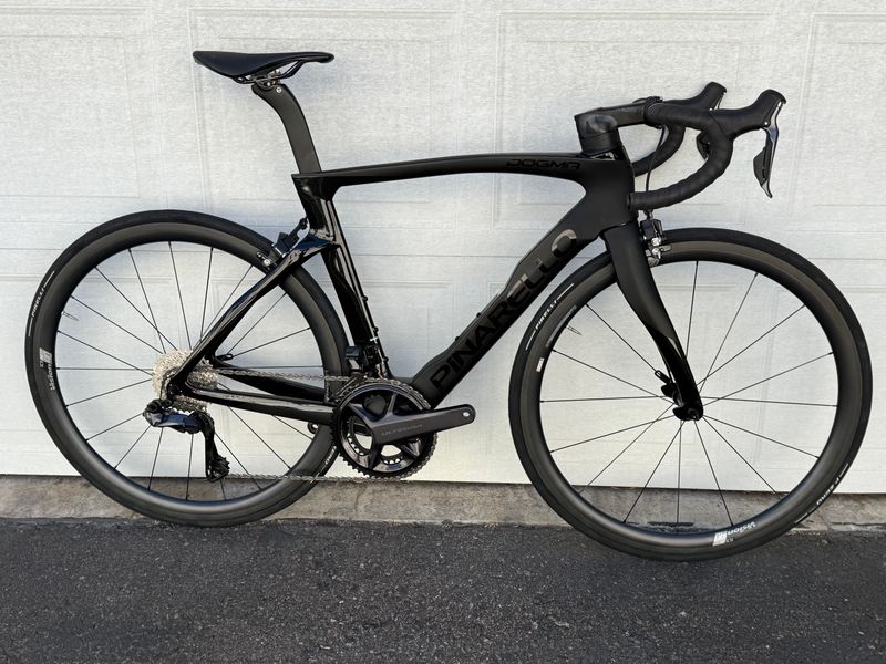 Used Pinarello Dogma F Rim Brake 2023 Road & Gravel