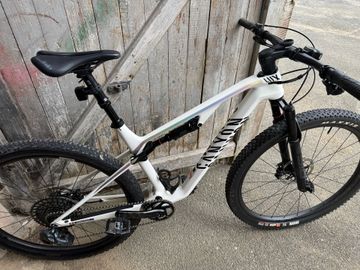 Brugt Canyon Lux CF SLX 9 LTD 2022 2022 Mountainbike — billede 4 af 4