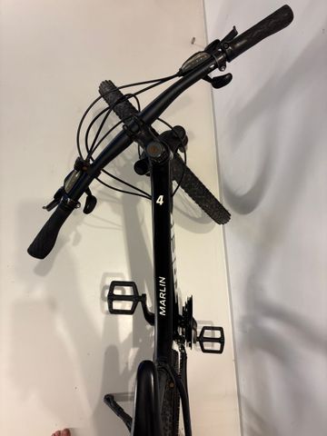 Used Trek Marlin 4 2022 2022 Mountainbike, Black, 27.5, 29 — image 8 of 8