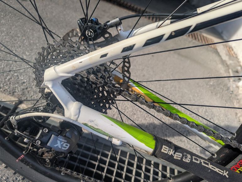 Used Cannondale Flash SRAM X9 2010 Mountainbike, White — image 14 of 14