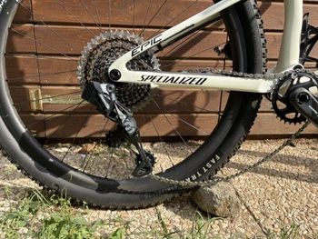 Specialized Epic Pro 2023 2023 Mountainbike d'occasion — image 3 sur 6
