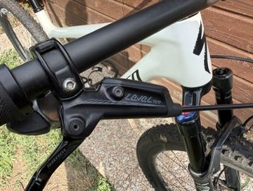 Used Specialized Epic Pro 2023 2023 Mountainbike, White, 29 — image 4 of 6