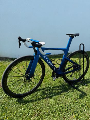 Použité Storck Aerfast.5 Team Edition Dura Ace Di2 2x12 2025 2025 Road & Gravel