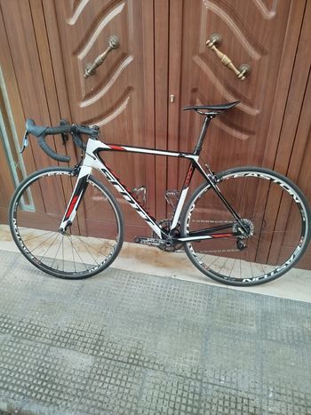 Tweedehands Scott Addict SRAM Rival 2017 Road & Gravel — afbeelding 2 van 4