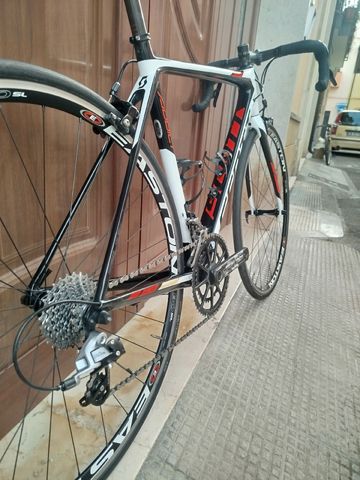 Used Scott Addict SRAM Rival 2017 Road & Gravel, White — image 3 of 4