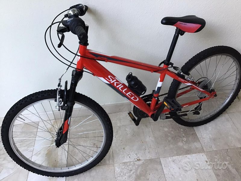 Used Skilled Urban, Black — image 2 of 5
