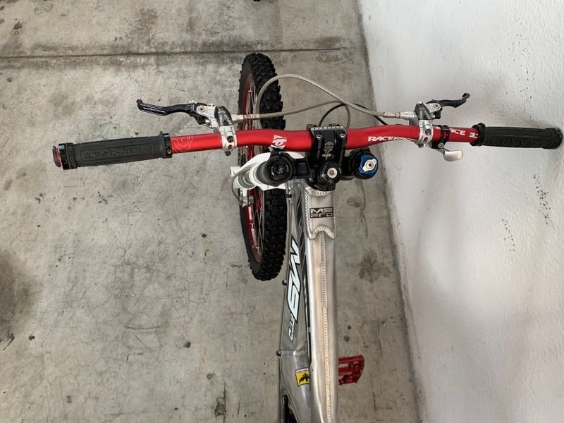 Tweedehands Intense M9 FRO Frameset 2012 Mountainbike — afbeelding 9 van 17