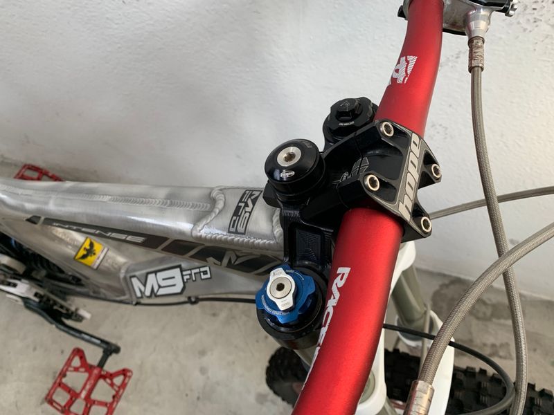Tweedehands Intense M9 FRO Frameset 2012 Mountainbike — afbeelding 10 van 17