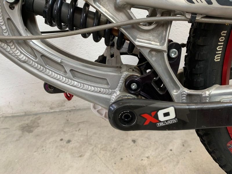 Tweedehands Intense M9 FRO Frameset 2012 Mountainbike — afbeelding 4 van 17