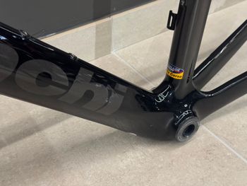 Używany Bianchi Oltre XR4 Frame Kit 2023 Frameset 2023 Road & Gravel — zdjęcie 8 z 9