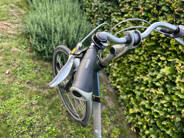 Batavus Rs420 2012 Urban usato, Grigio chiaro — immagine 3 di 4