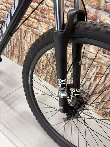 Used 2WD ELITE 2022 2022 Mountainbike, Black — image 8 of 12